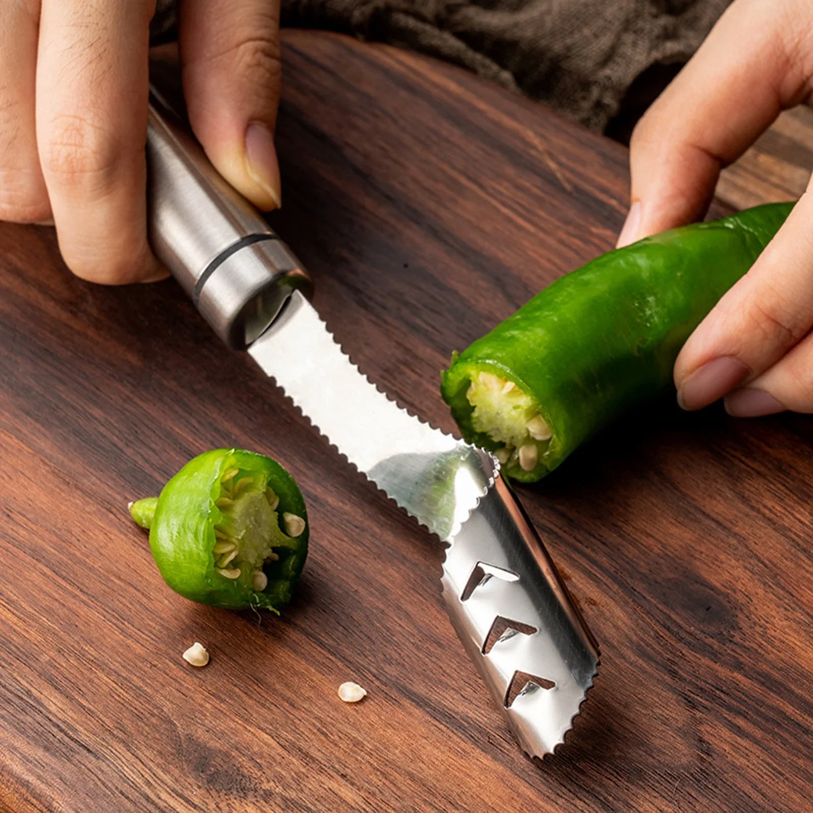 Daphtora® Stainless Pepper Corer - Image 4